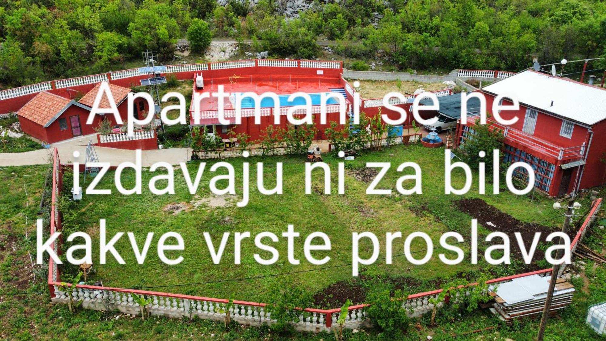 Red Apartman Требине Екстериор снимка